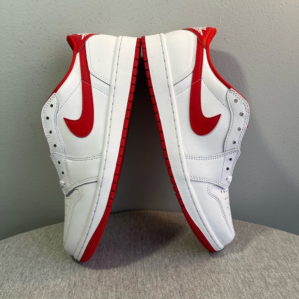 Nike Air Jordan 1 Retro OG Low University Red Men’s Shoe Size 10 CZ0709-161 - Picture 7 of 11